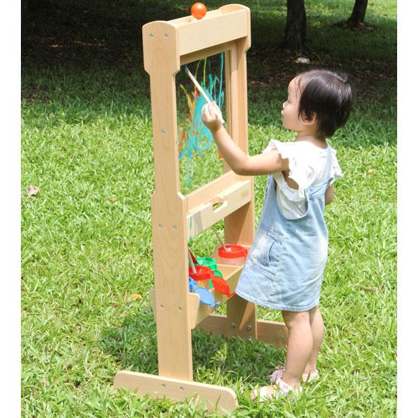 Free-Standing Painting Window