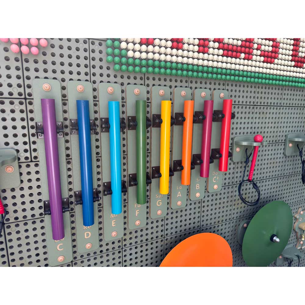 STEM Wall Outdoor Rainbow Chimes