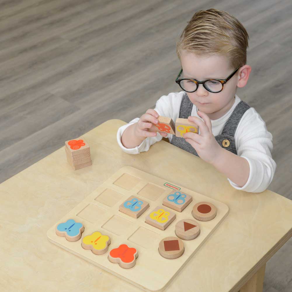 Primary Colour & Pattern Matching Game